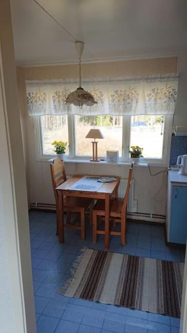 Stuga Vad Vatten Åsarp Buitenkant foto