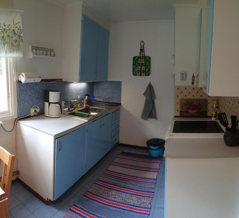 Stuga Vad Vatten Åsarp Buitenkant foto